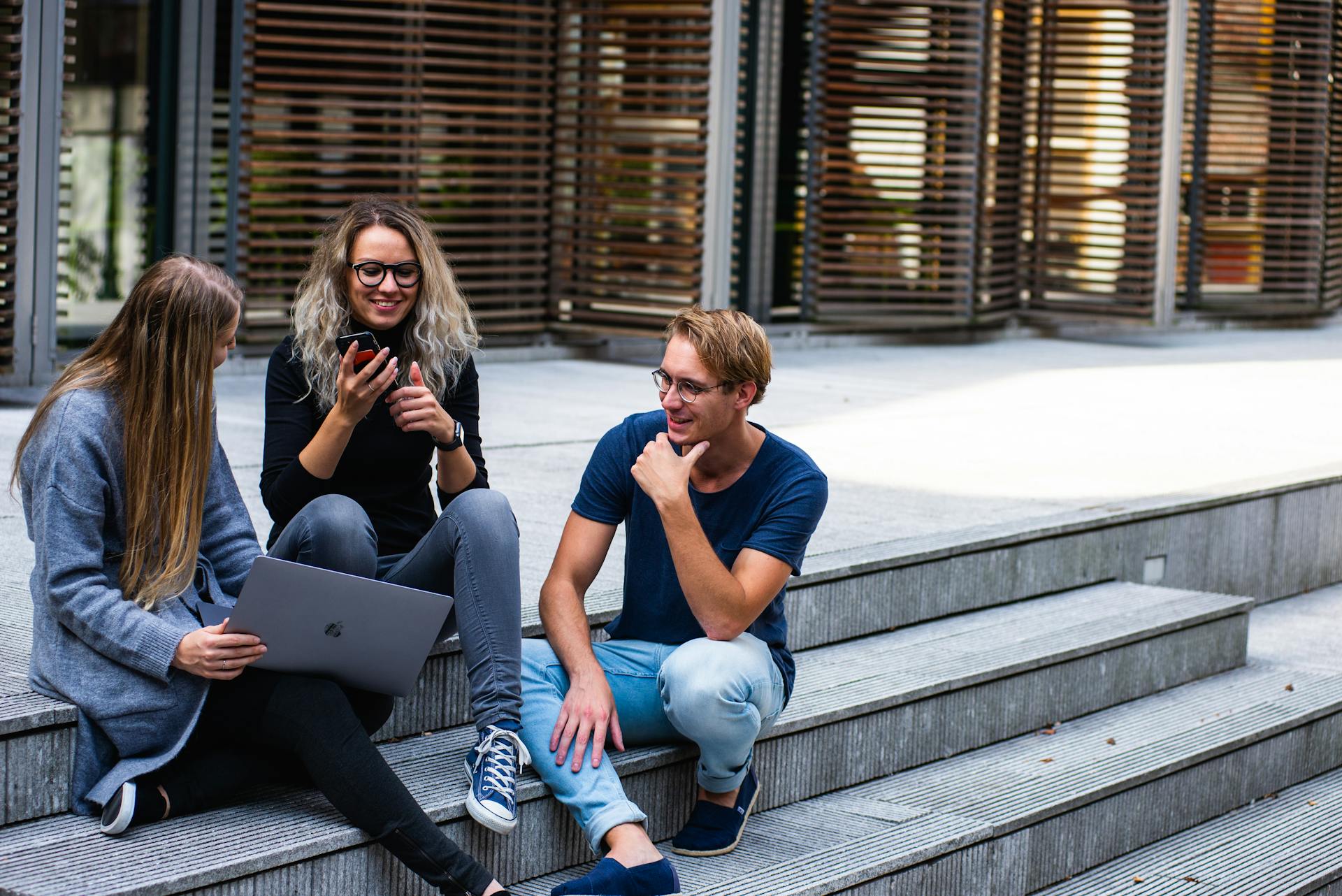 Digital Service Management Through Intelligent Automation for a World-Leading University
